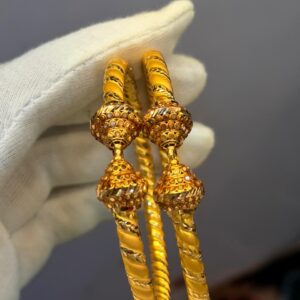 BANGLES